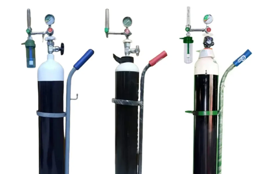 Medical oxygen cylinder